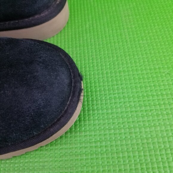 ✅TheKoolaburra by UGG VICTORIA Women's Tall Boot Size 8 BLACK Suede Faux Fur Bow - Picture 11 of 12